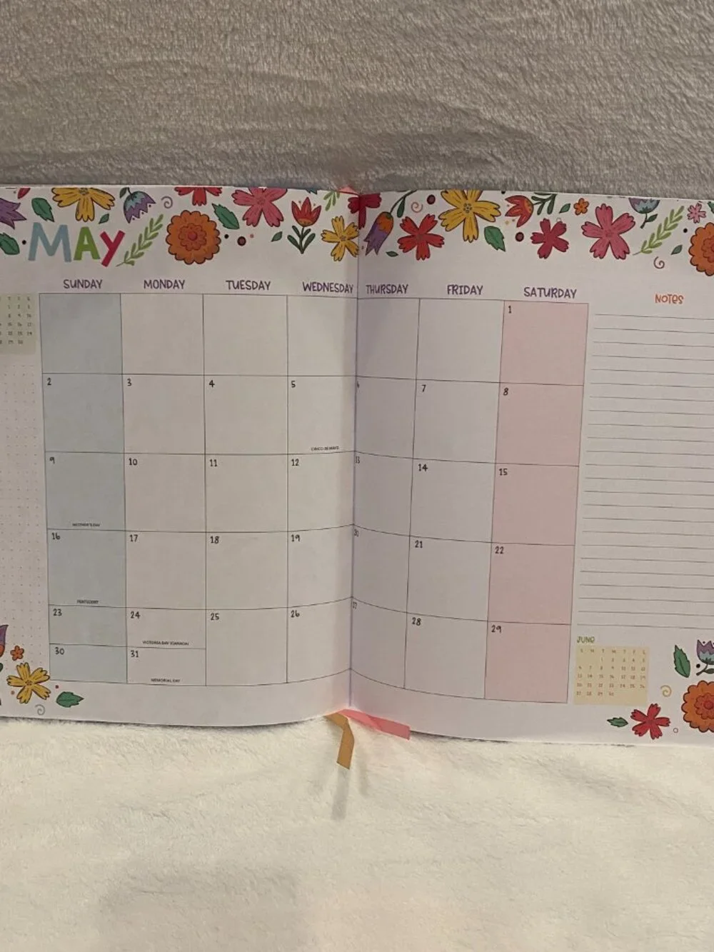 The Creative Expert Sweets 17-Month Coloring Bound Planner Aug 2026-Dec 2027 NWT